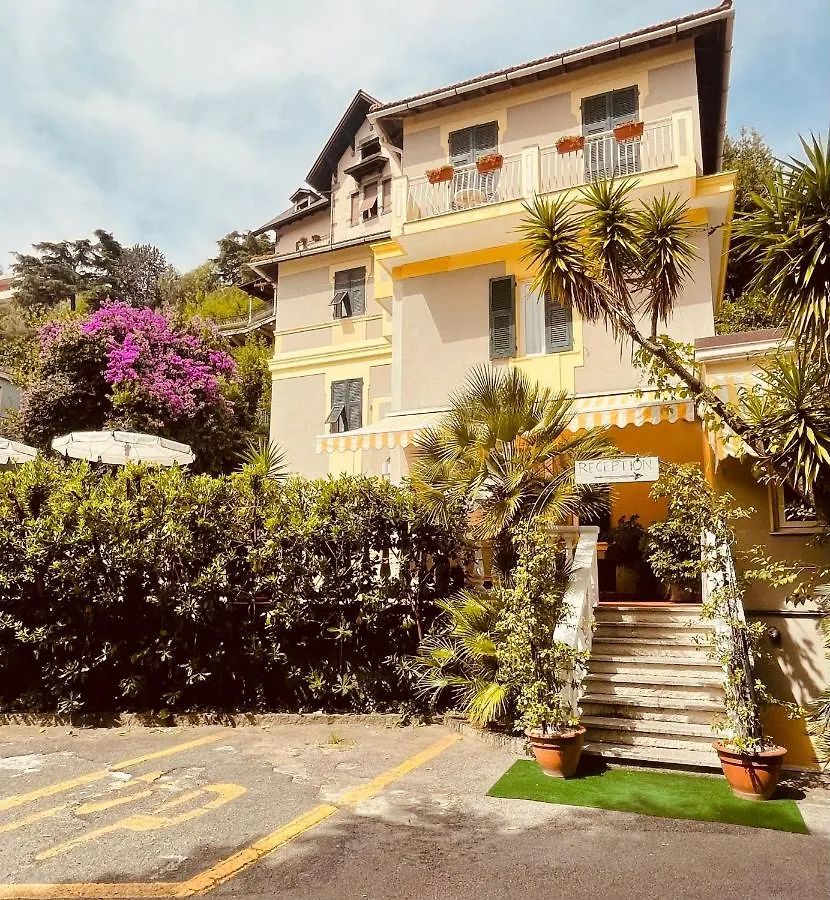 Hotel Arcobaleno Celle Ligure