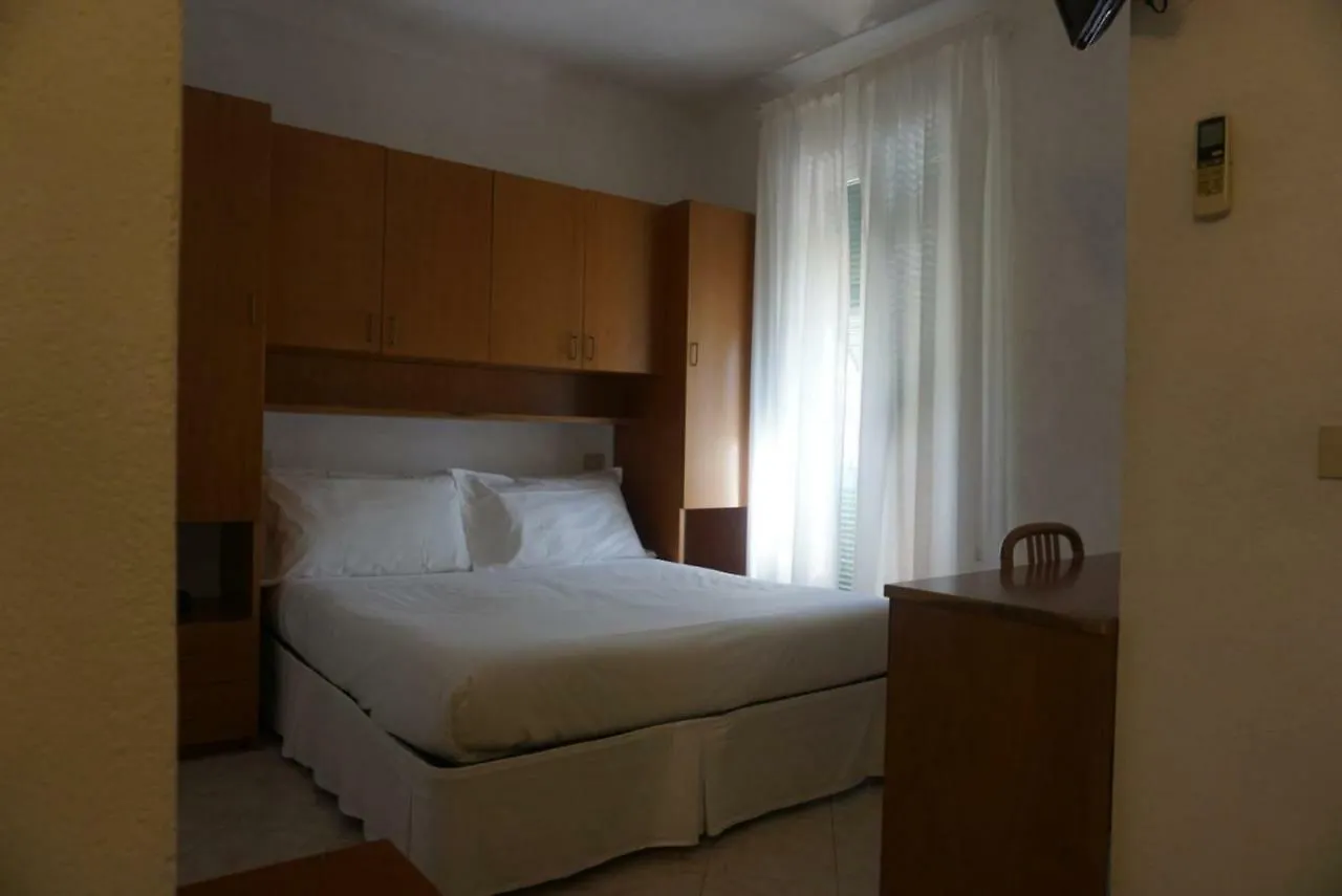 Hotel Arcobaleno Celle Ligure 3*,